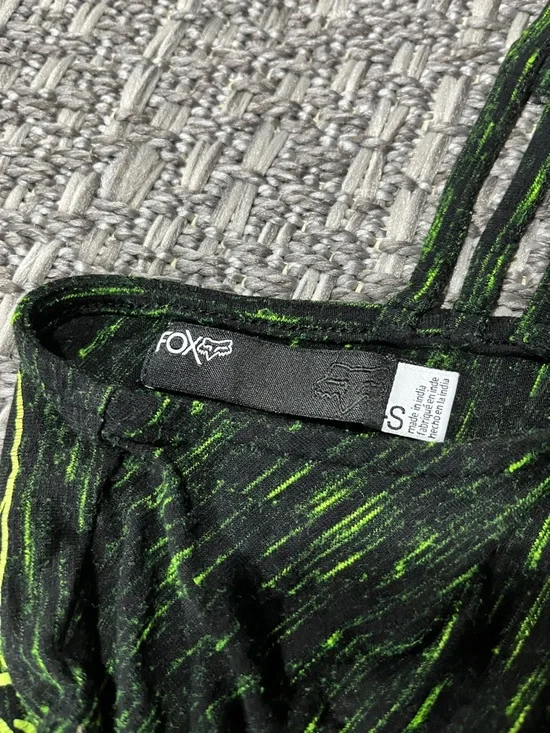 Fox | Flutter Sleeve T-Shirt - Picture 2 of 11